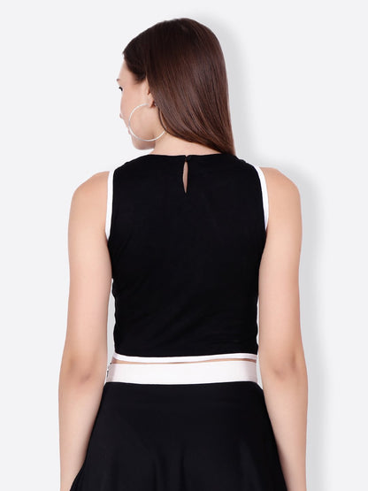 SCORPIUS SOLID BLACK CROPTOP