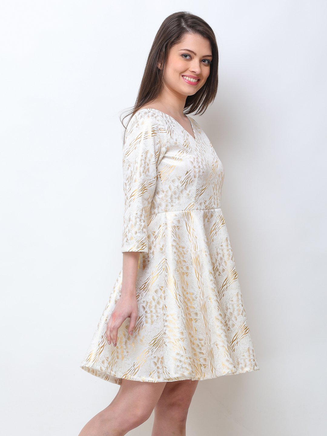 Scorpius white and golder dress