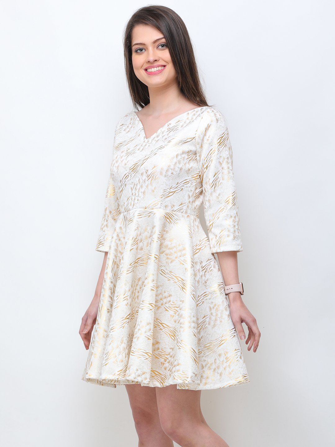 Scorpius white and golder dress