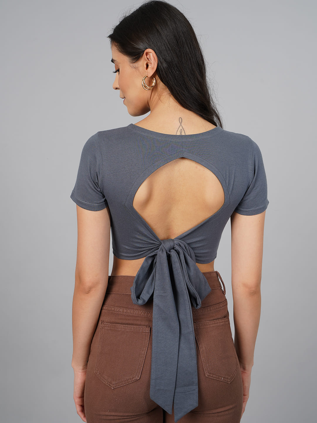 SCORPIUS Grey Knot Crop Top