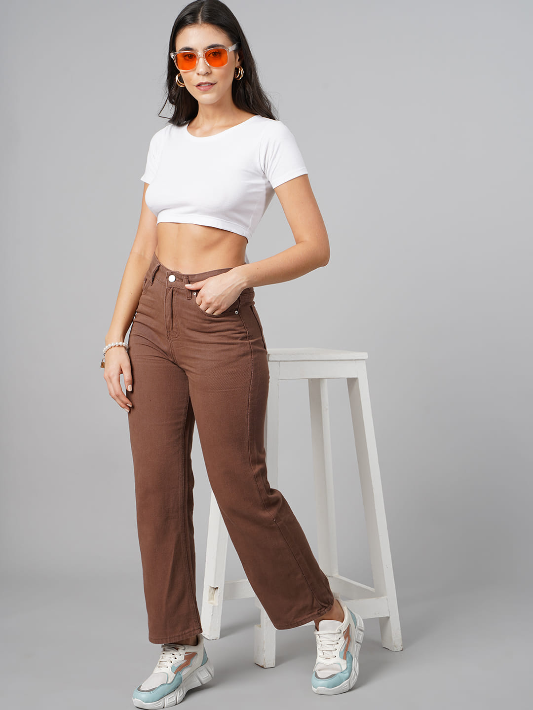 SCORPIUS White Knot Crop Top