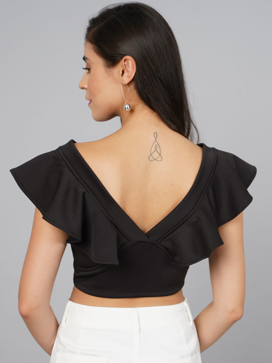 SCORPIUS Black crop top