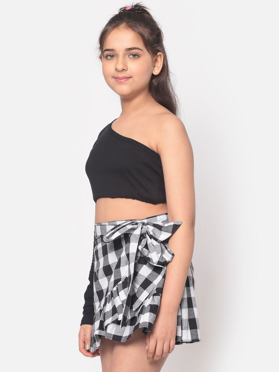 MINOS One Shoulder Solid Black Top