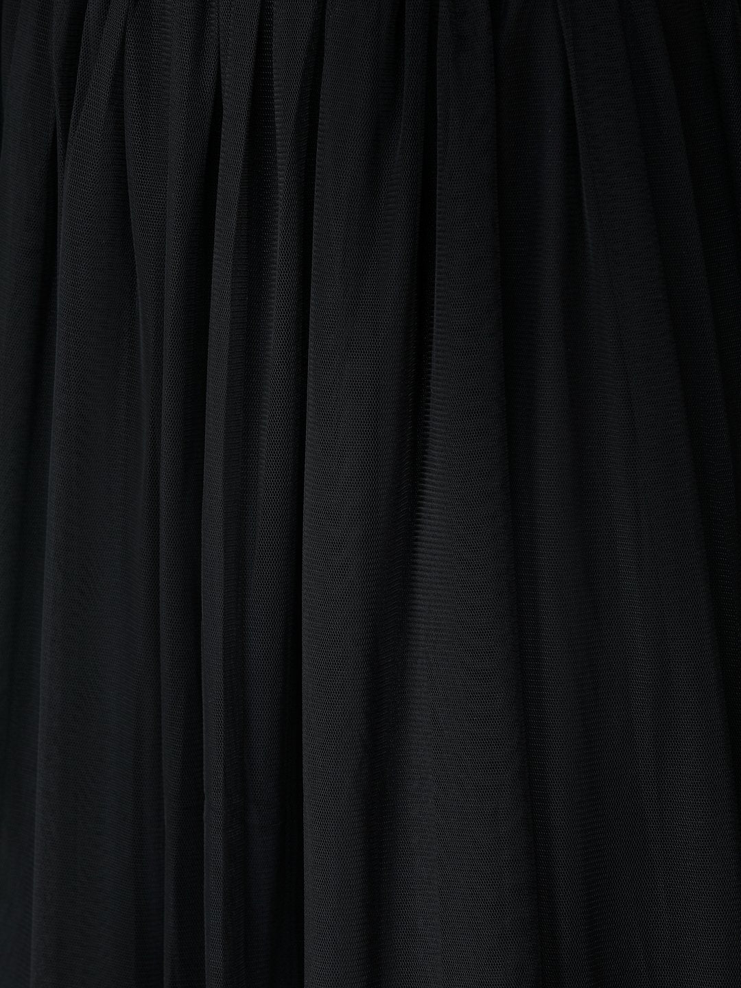SCORPIUS Black Net Longskirt