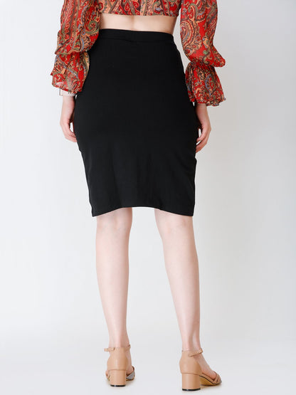 SCORPIUS Black knee length skirt