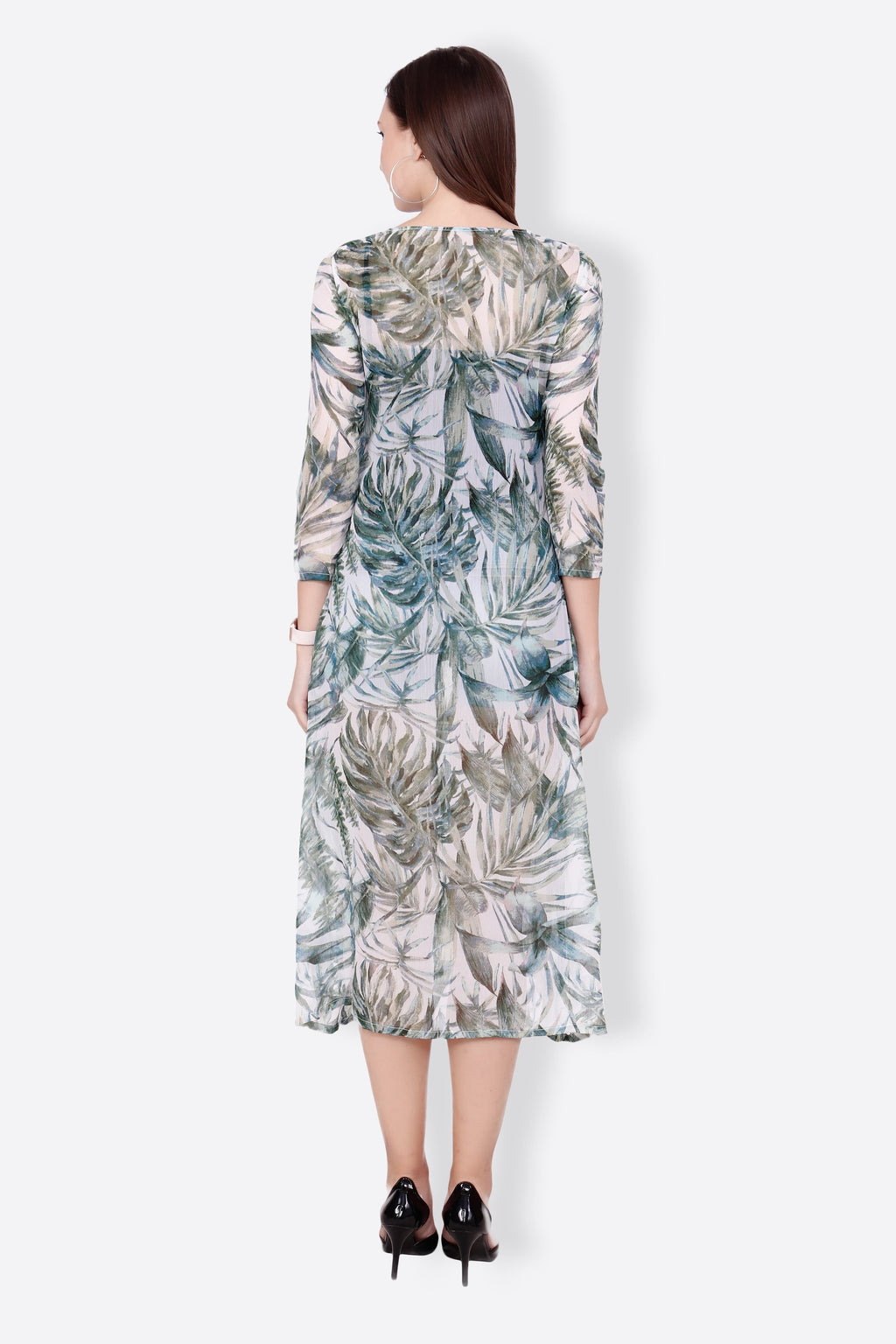 SCORPIUS Women Off-White & Blue Semi-Sheer Longline Shrug