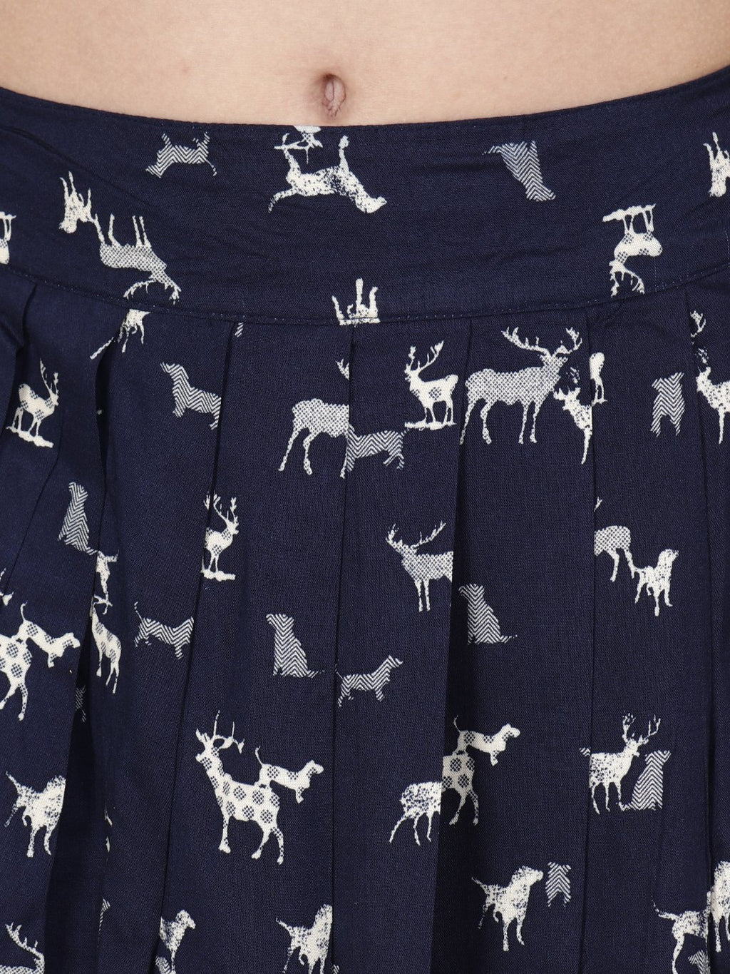 SCORPIUS NAVY BLUE PRINTED PLEATED SKIRT