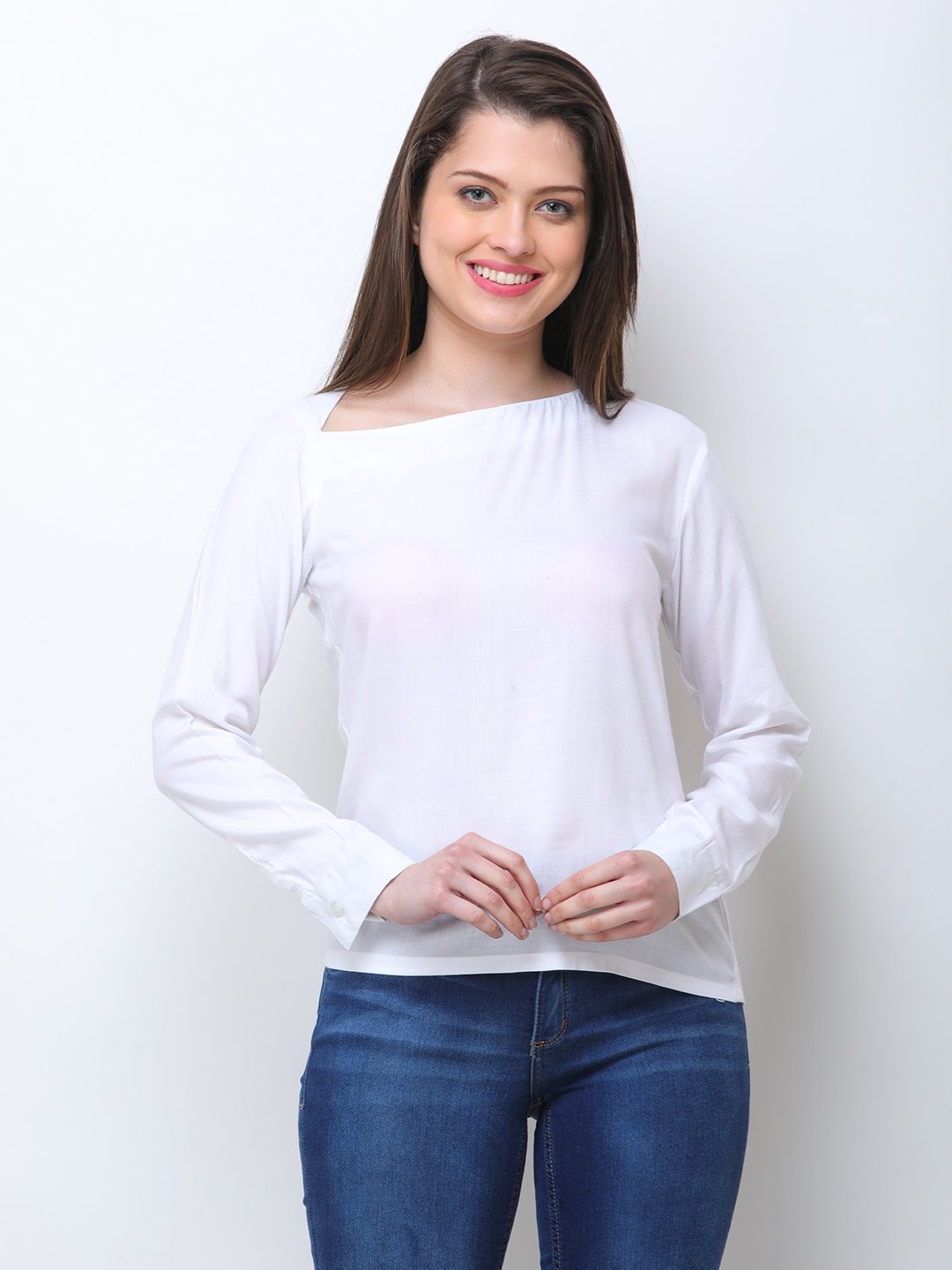 SCORPIUS WHITE RAYON STYLED NECK TOP