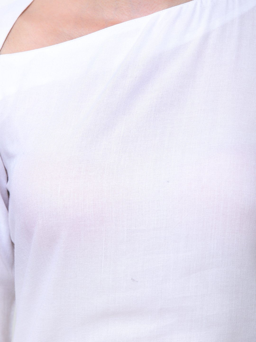 SCORPIUS WHITE RAYON STYLED NECK TOP