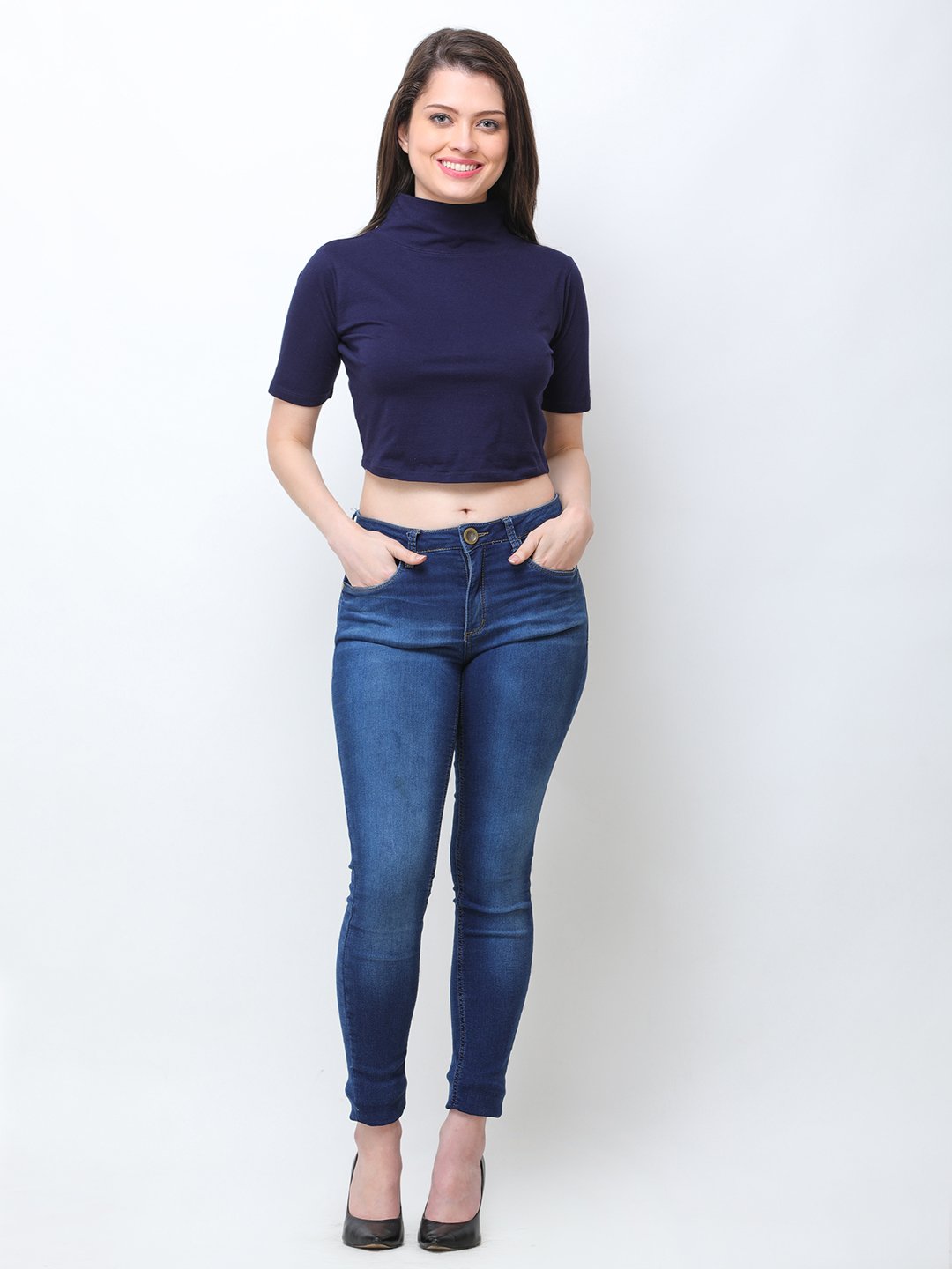 SCORPIUS NAVY HIGHNECK CROPTOP