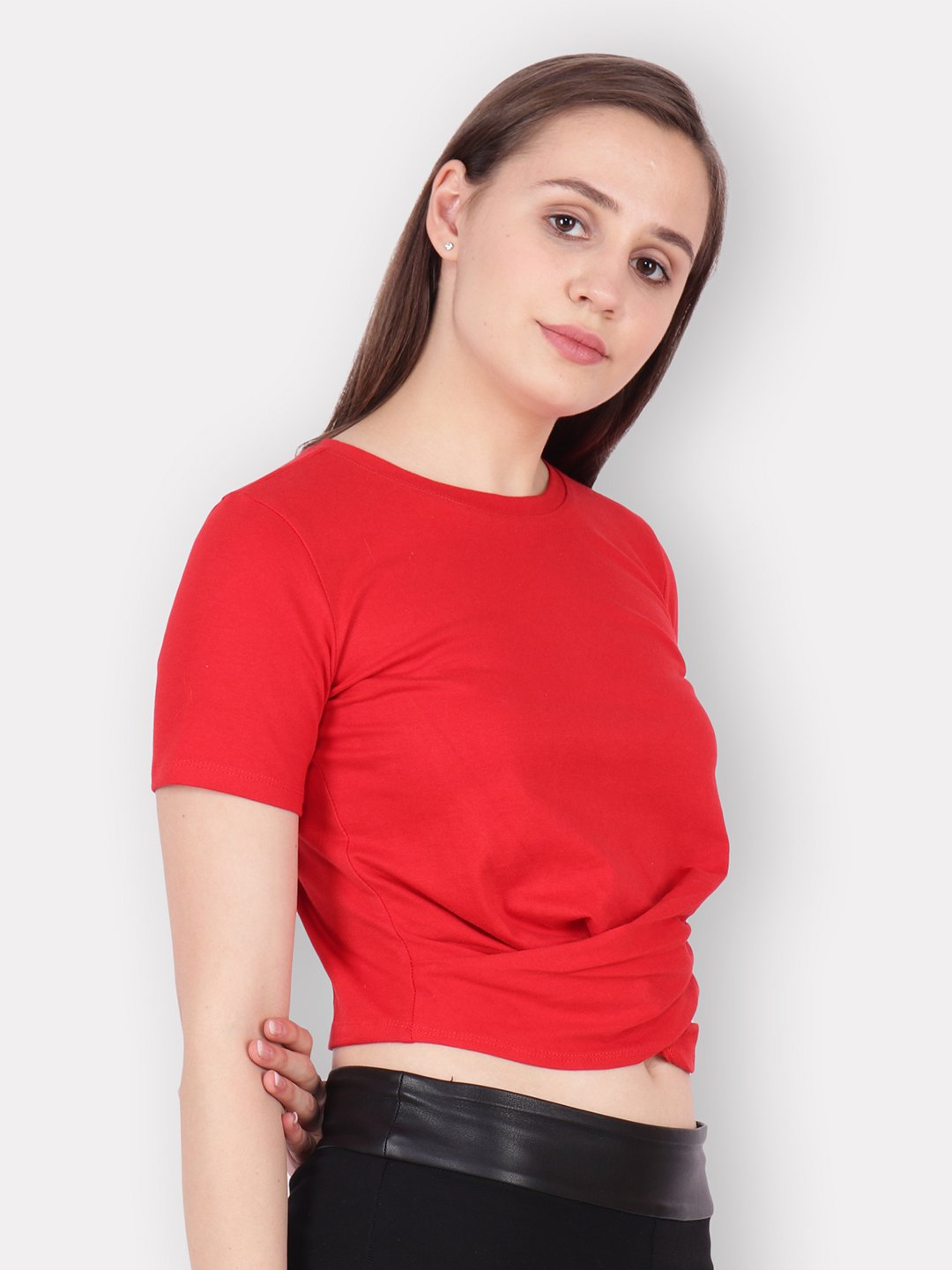 SCORPIUS Red front knot Crop top