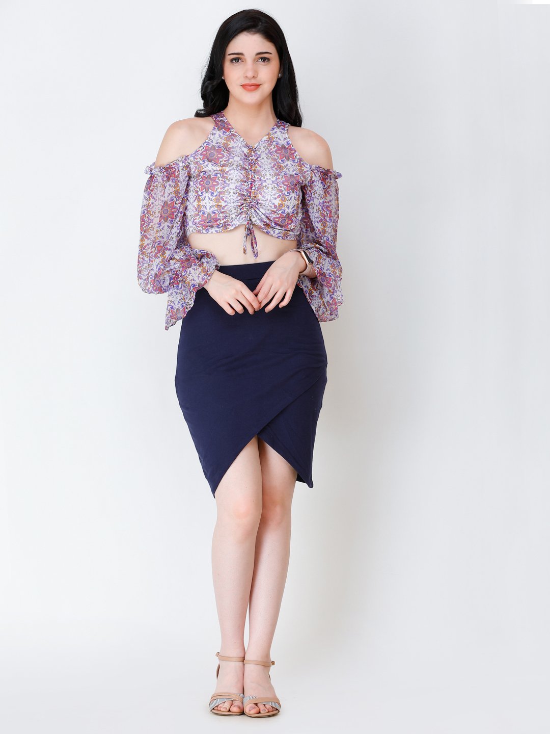SCORPIUS printed floral styled front crop top