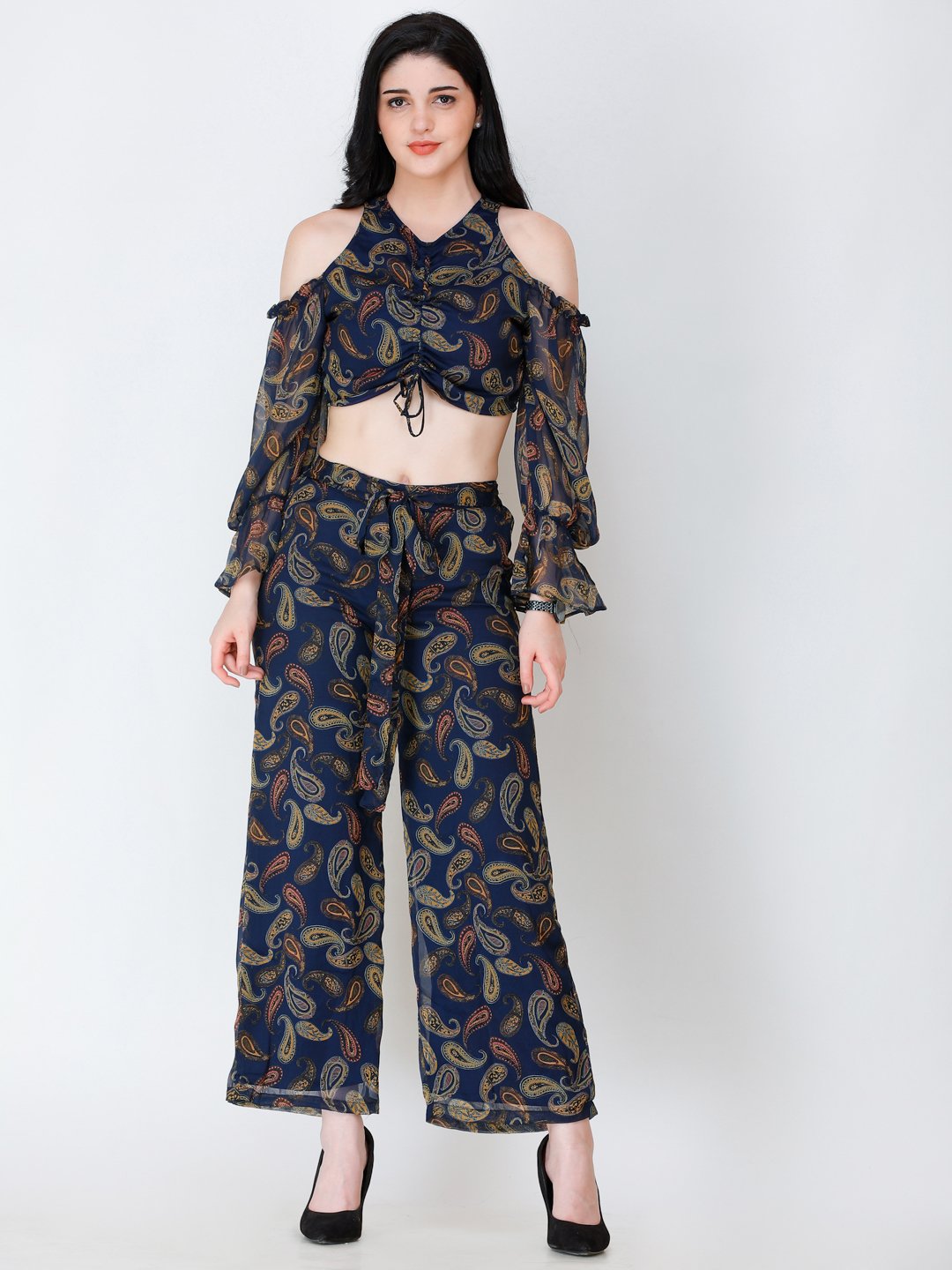 SCORPIUS printed floral styled front crop top