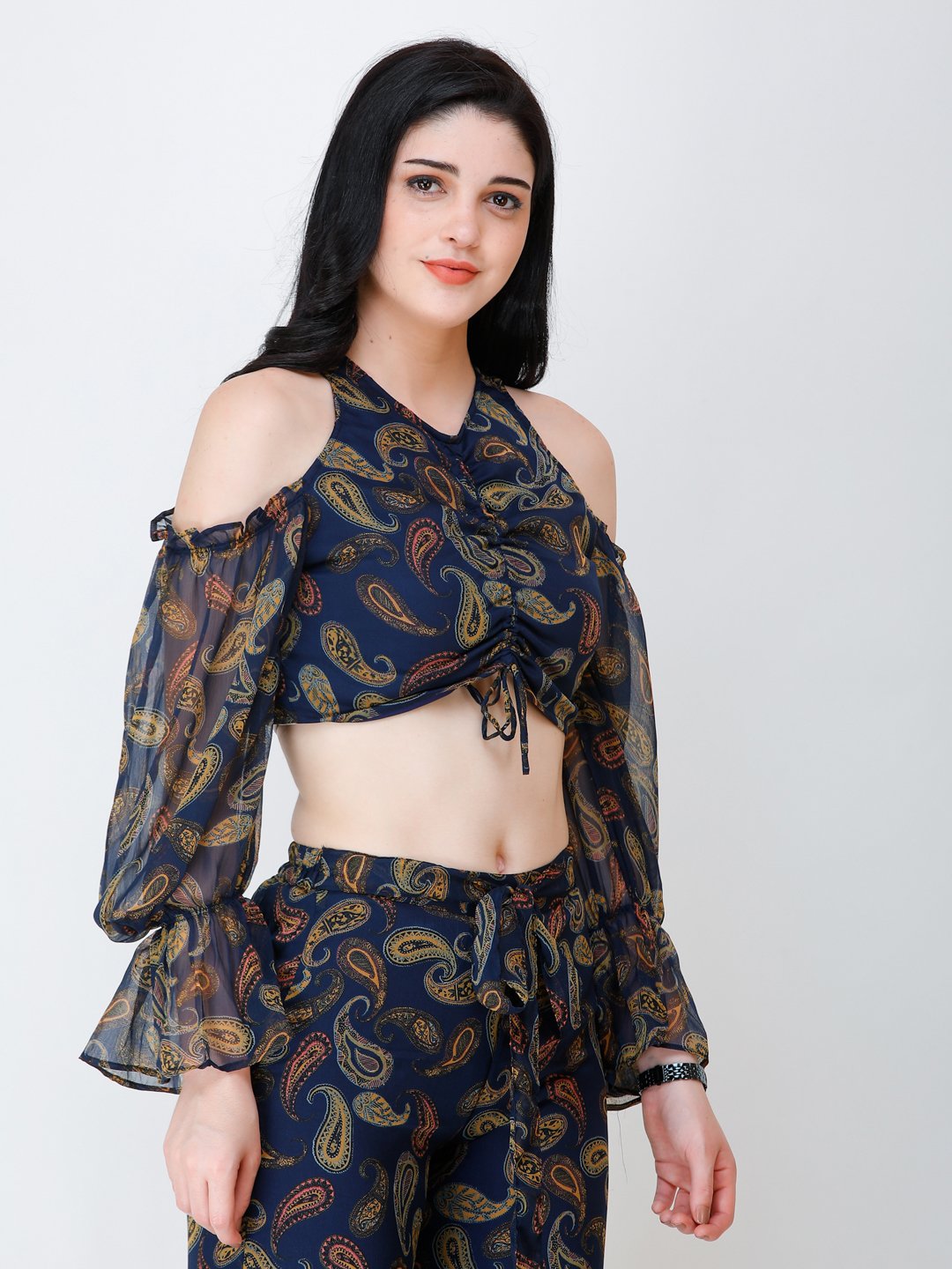 SCORPIUS printed floral styled front crop top