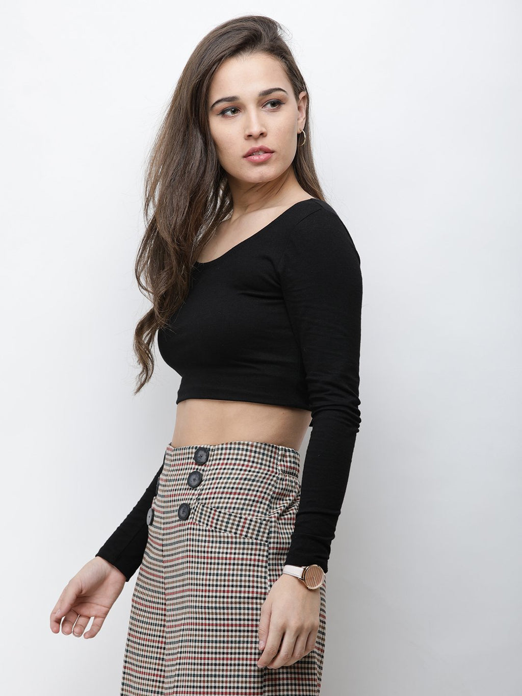 Black solid crop top