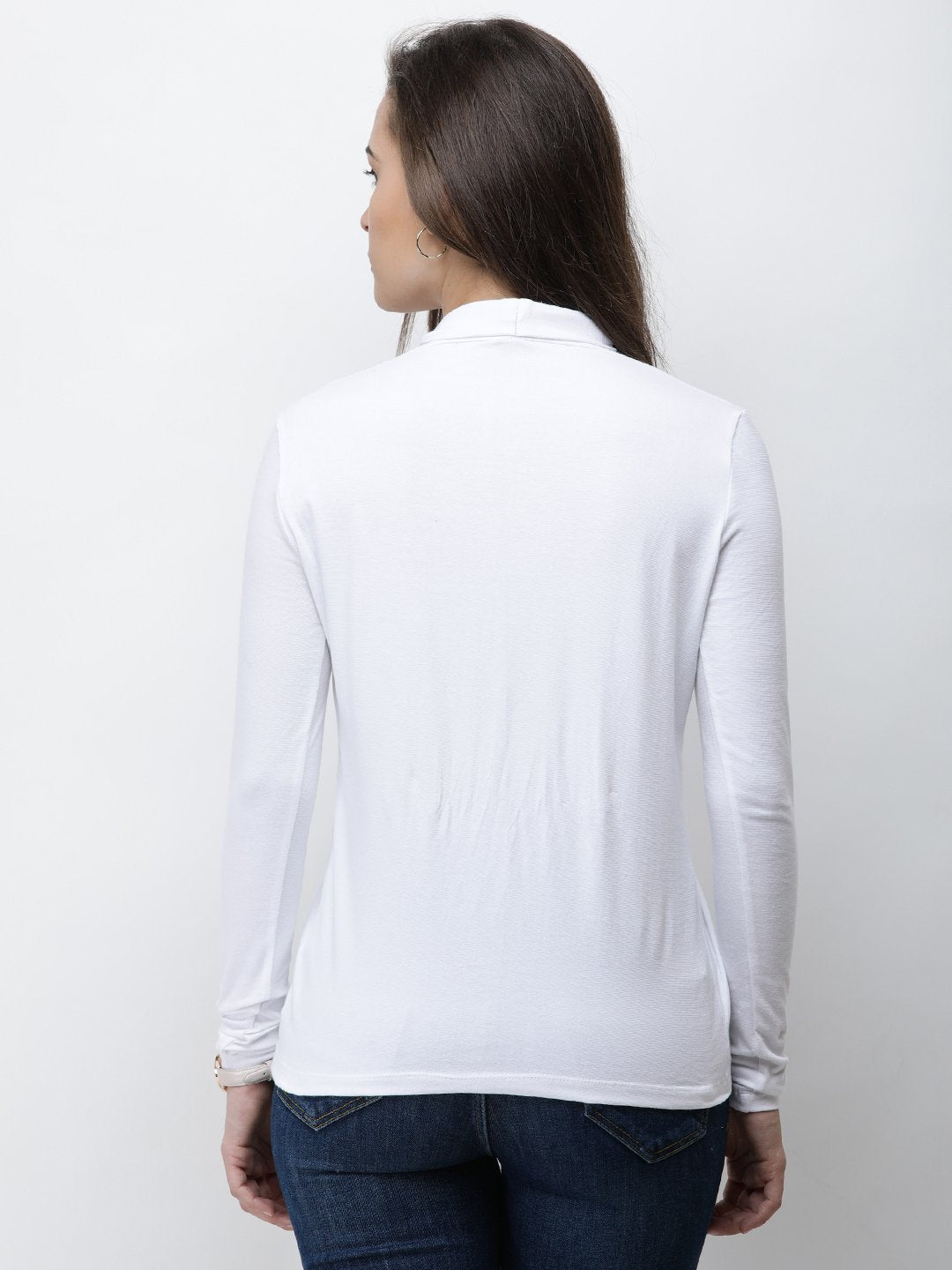 White solid Top